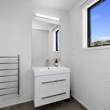 Whitby Townhouse Villa Порируа Екстериор снимка