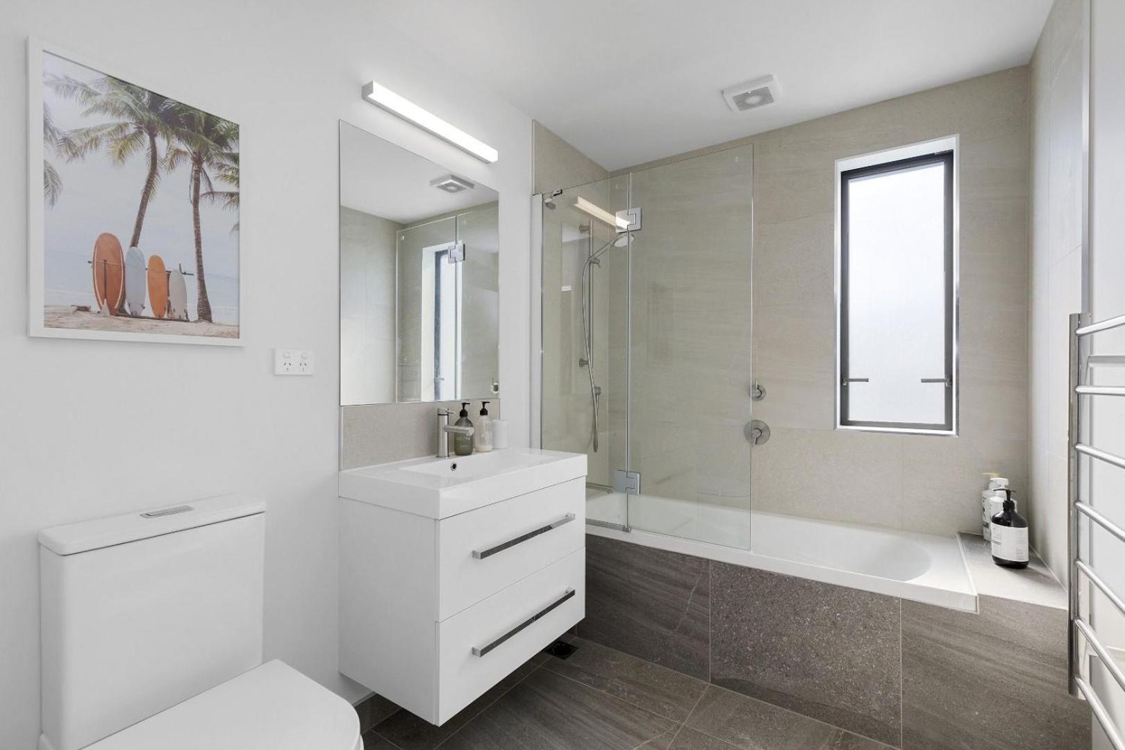 Whitby Townhouse Villa Порируа Екстериор снимка
