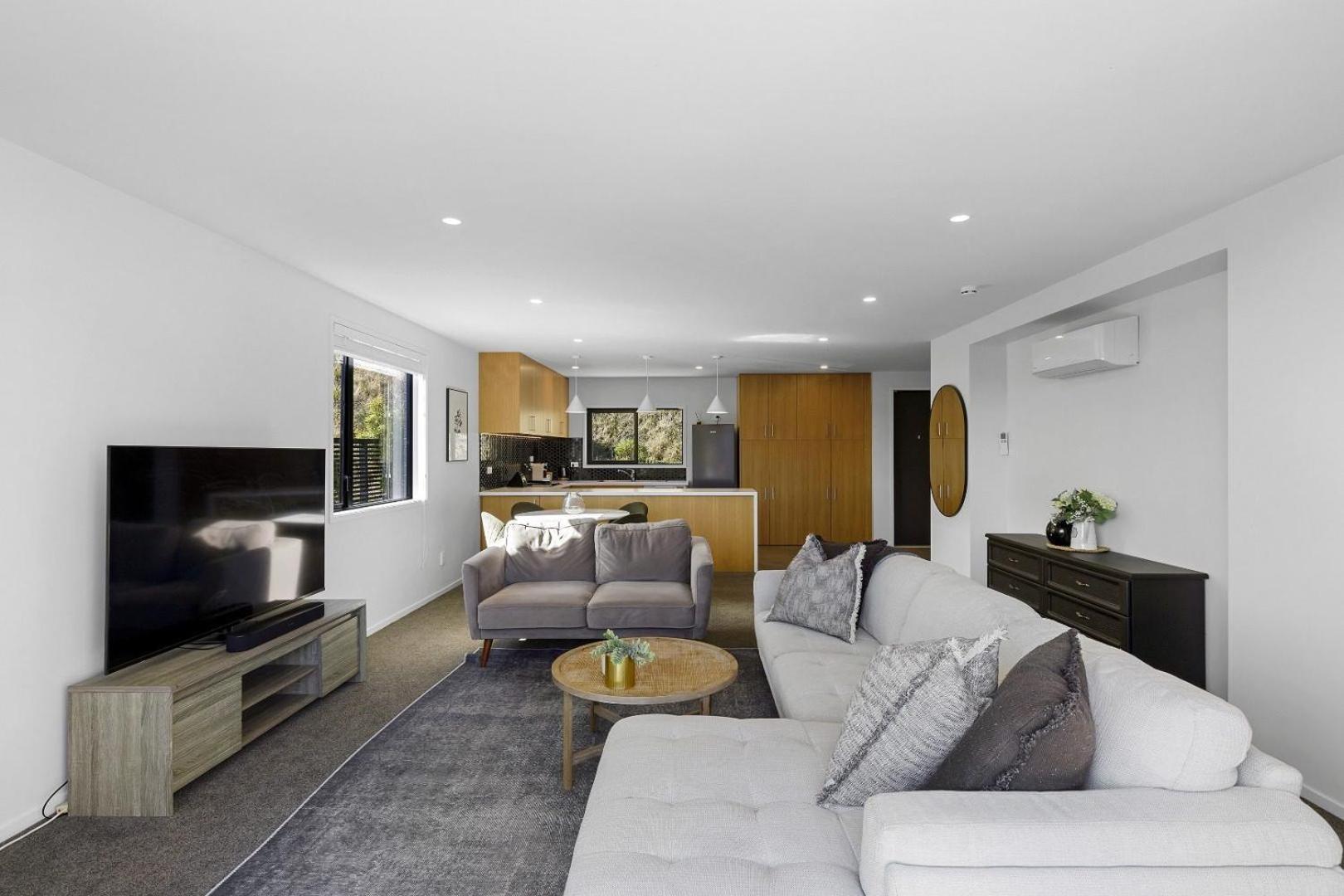 Whitby Townhouse Villa Порируа Екстериор снимка