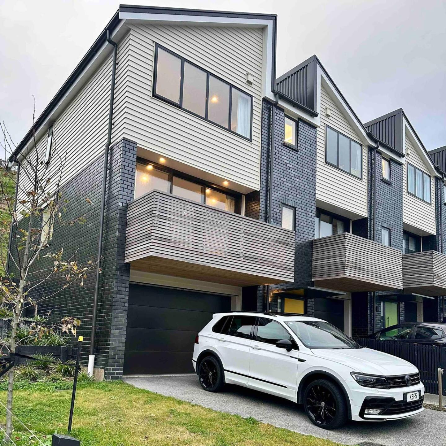 Whitby Townhouse Villa Порируа Екстериор снимка